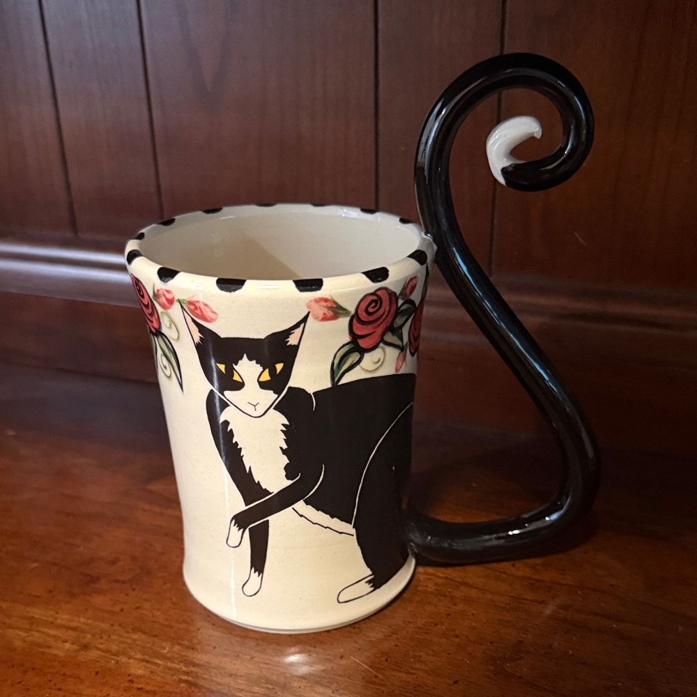 Cat Design Ceramic Mug with Black Handle